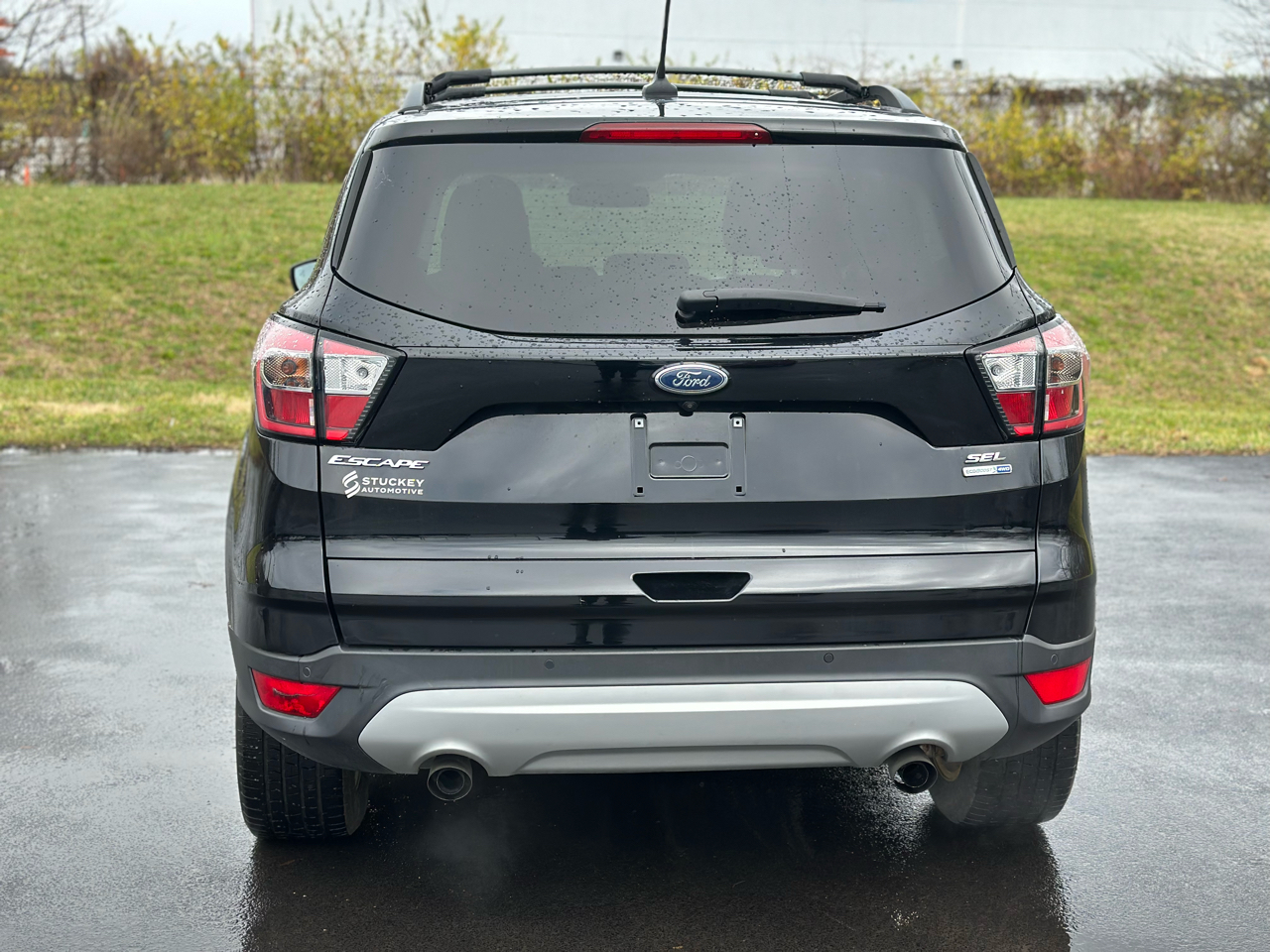 2018 Ford Escape SEL photo 4