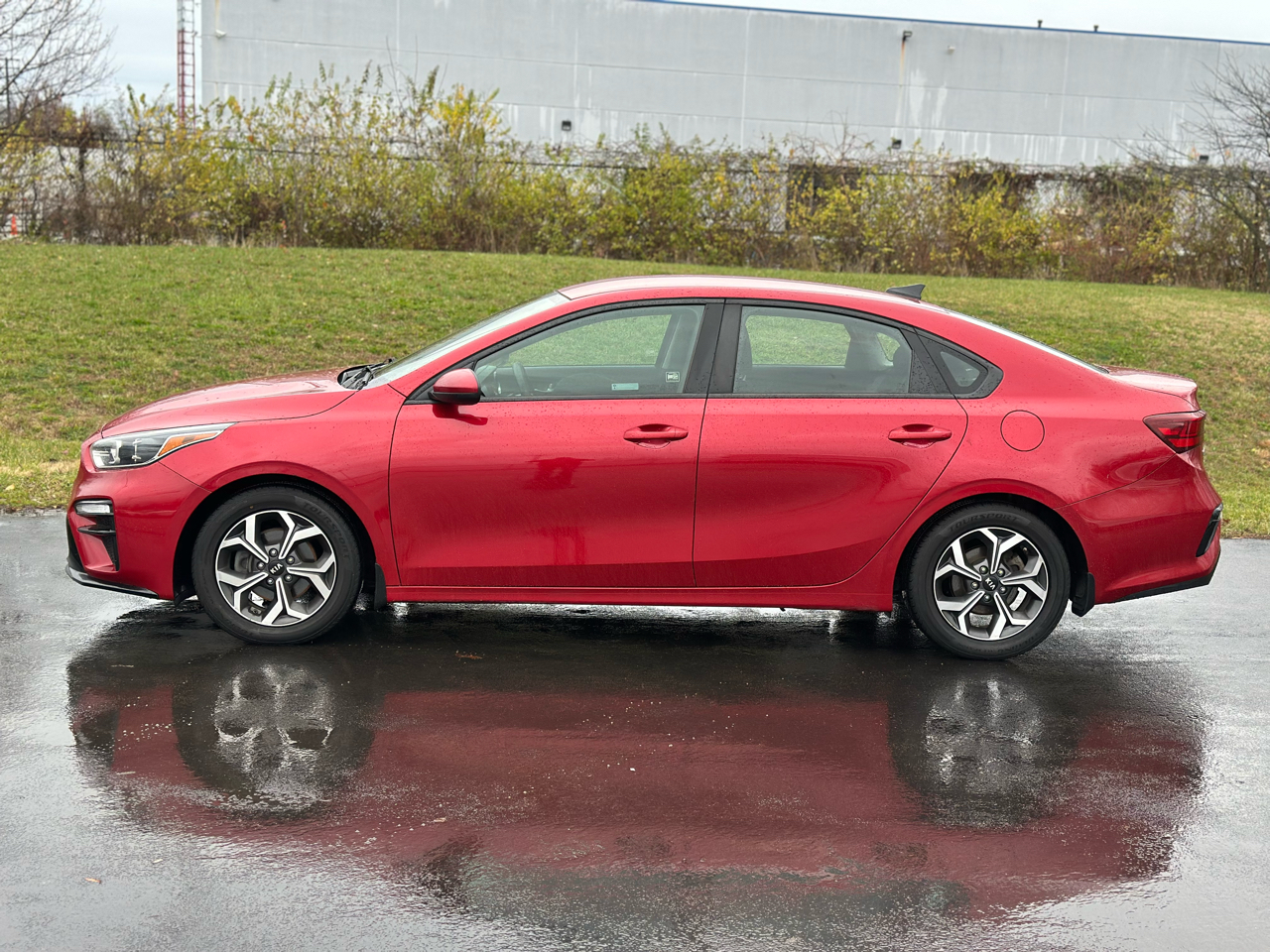 2019 Kia Forte FE LXS photo 2