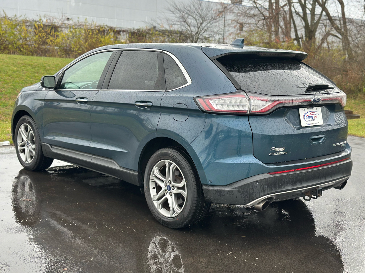 2016 Ford Edge Titanium photo 3