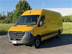 2021 Mercedes-Benz Sprinter Cargo Van 