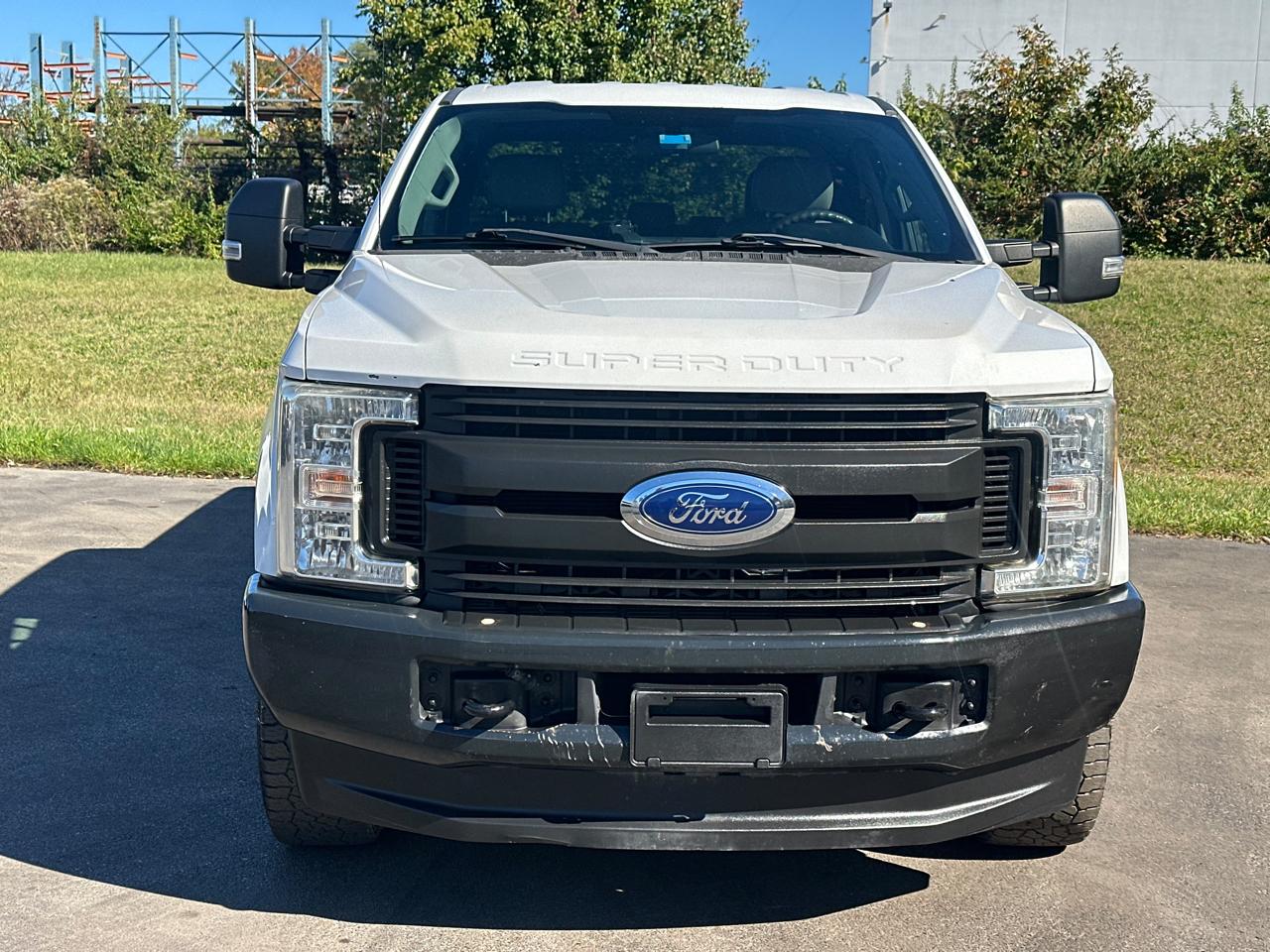 Ford Super Duty F-250 SRW XL 4WD SuperCab 8' Box 2017
