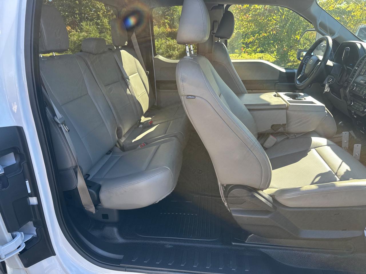Ford Super Duty F-250 SRW XL 4WD SuperCab 8' Box 2017