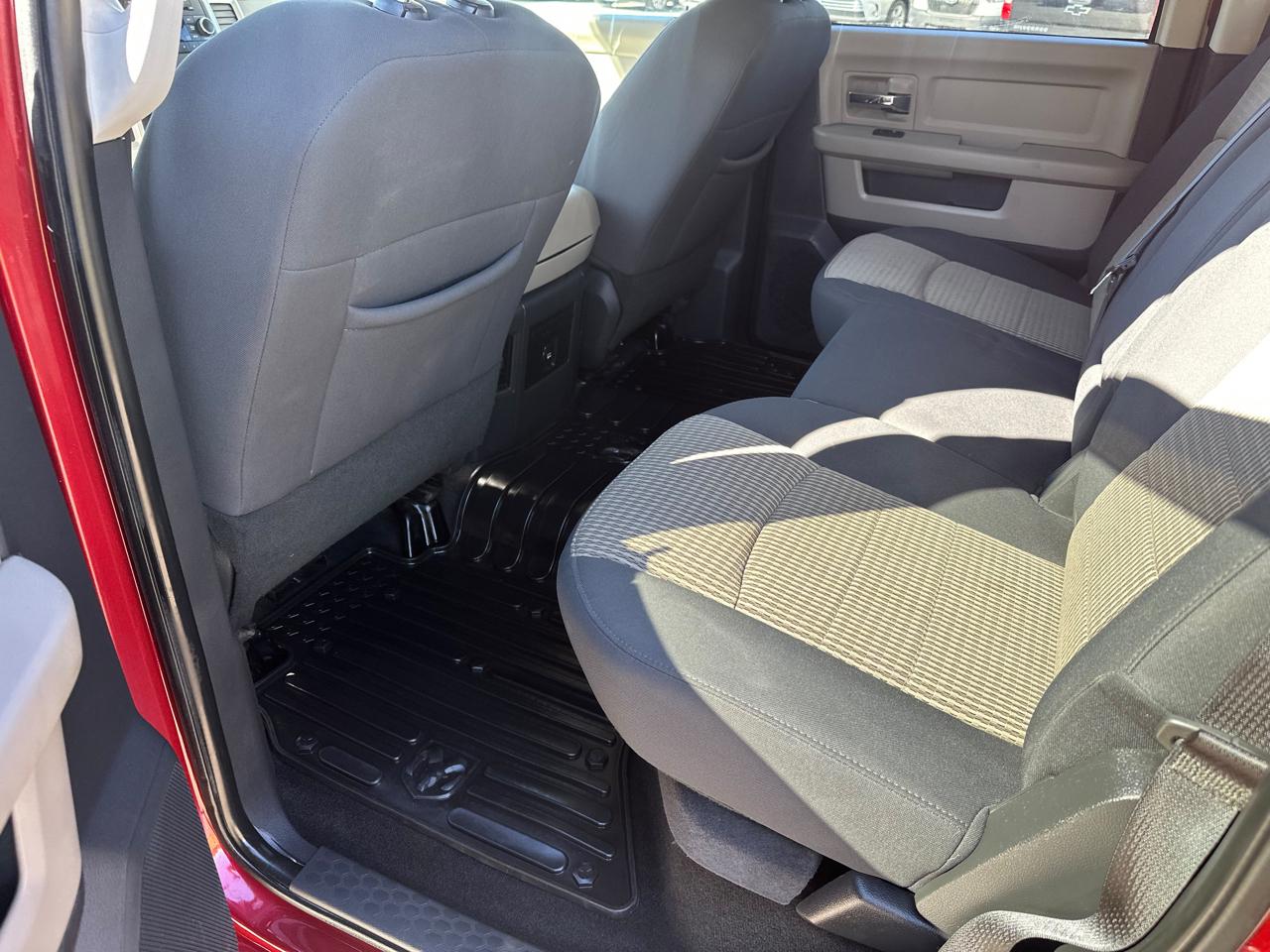RAM 2500 4WD Crew Cab 149" Big Horn 2012