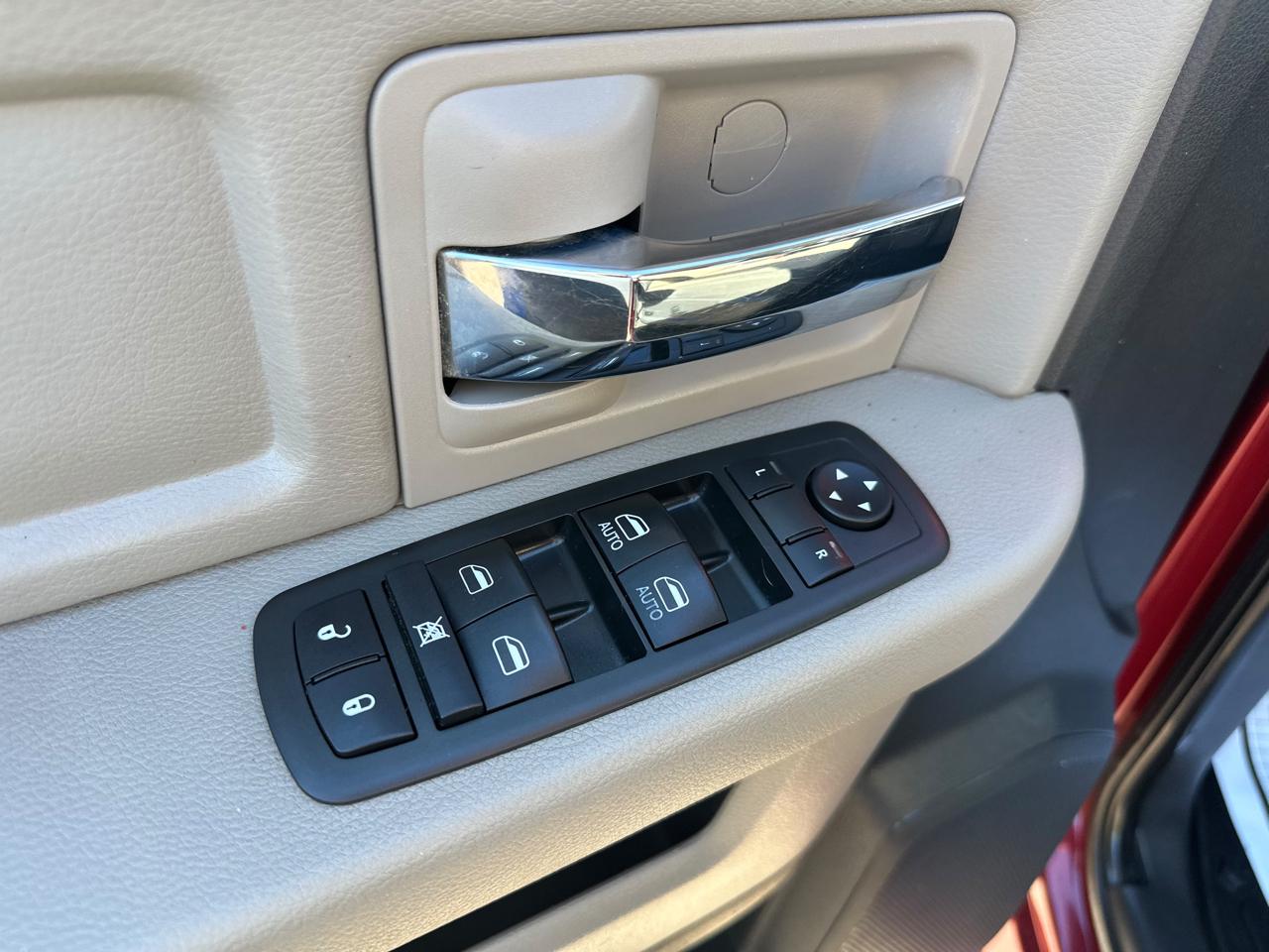 RAM 2500 4WD Crew Cab 149" Big Horn 2012