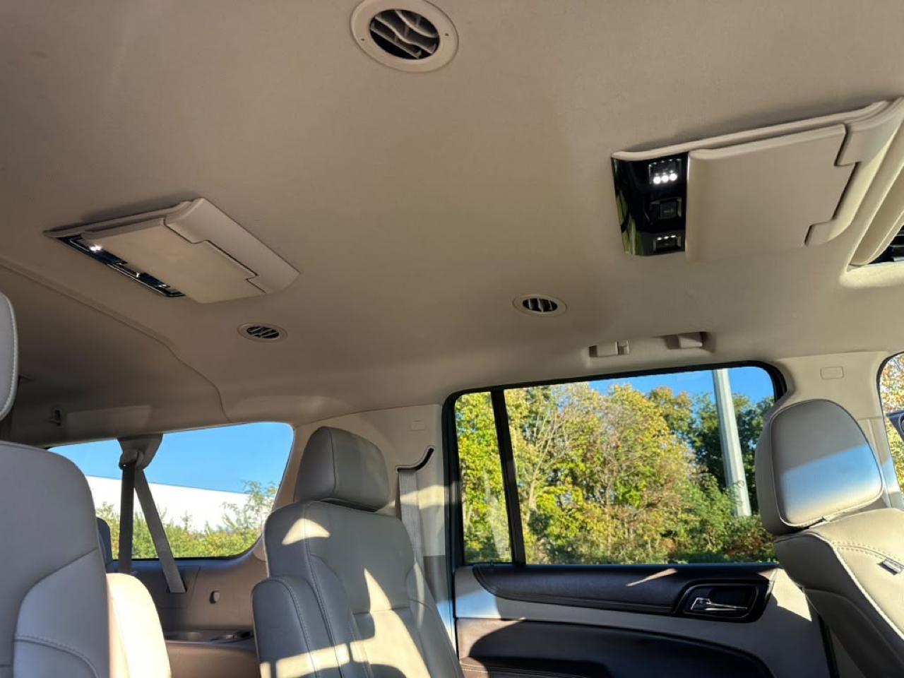 Chevrolet Suburban 4WD 4dr 1500 LTZ 2016
