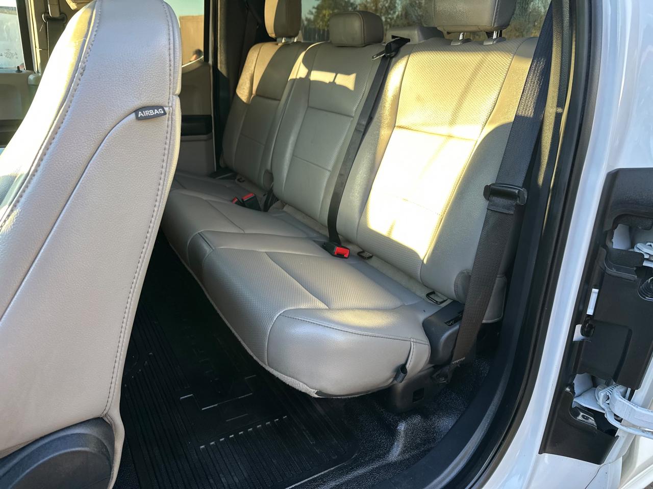 Ford Super Duty F-250 SRW XL 4WD SuperCab 8' Box 2022