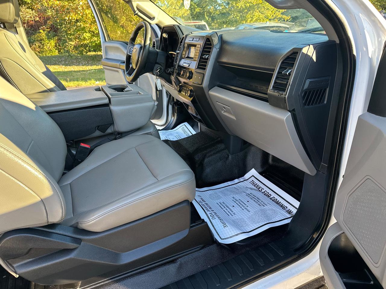 Ford Super Duty F-250 SRW XL 4WD SuperCab 8' Box 2022