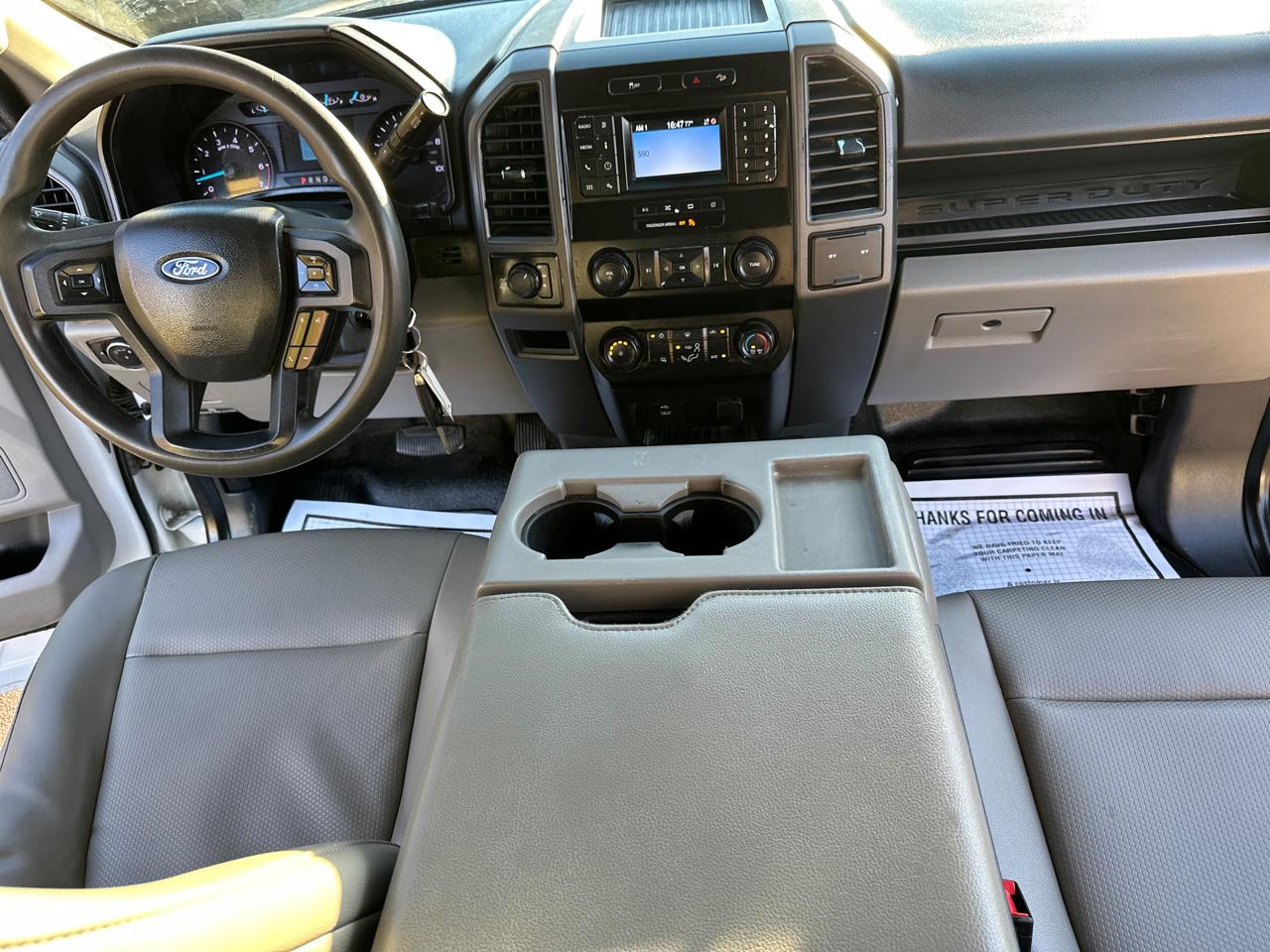 Ford Super Duty F-250 SRW XL 4WD SuperCab 8' Box 2022