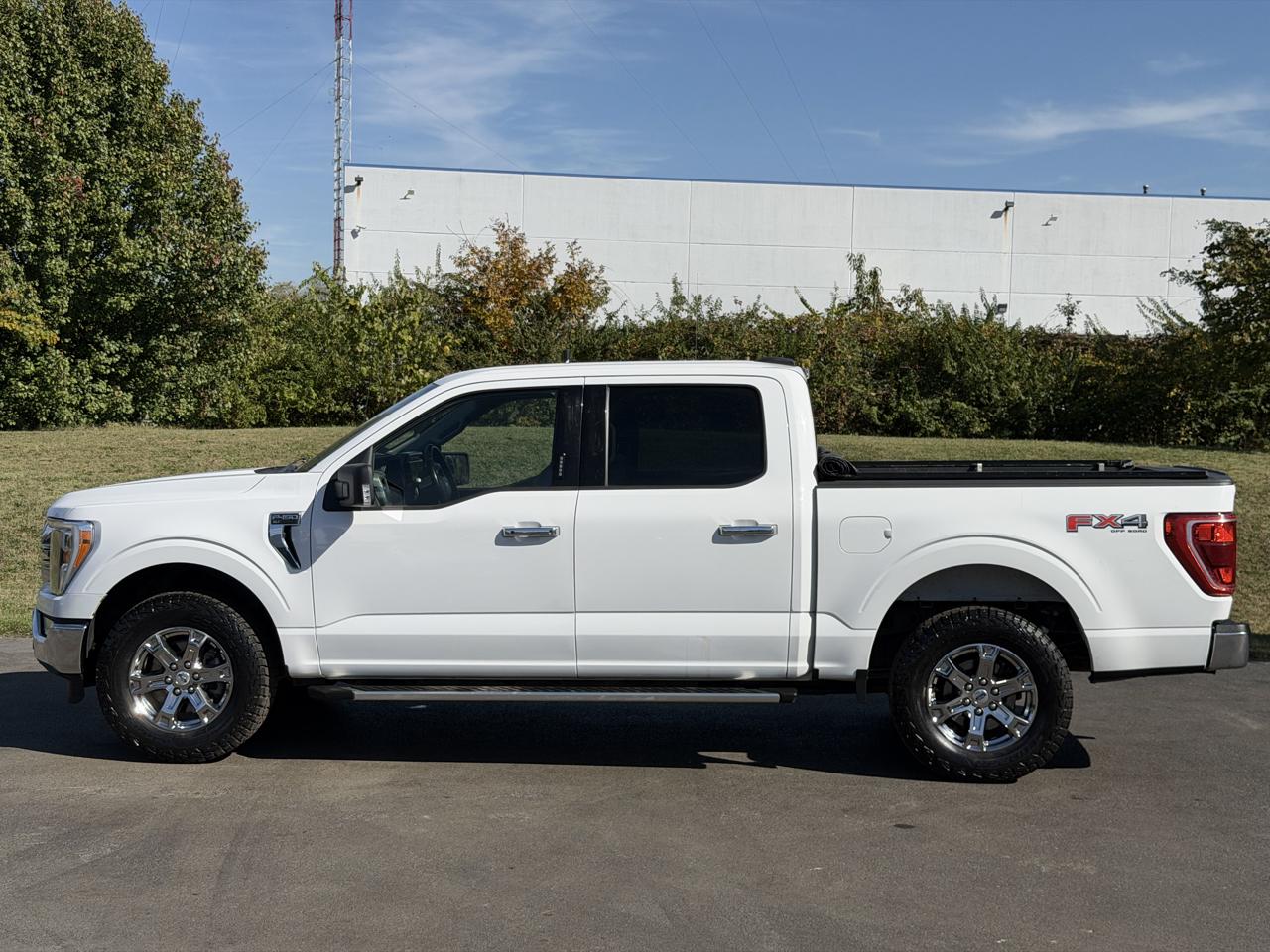 Ford F-150 XLT 4x4 SuperCrew 2023