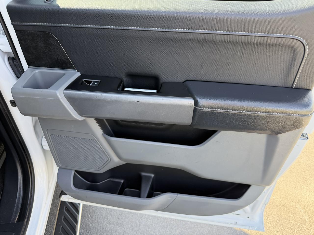 Ford F-150 XLT 4x4 SuperCrew 2023