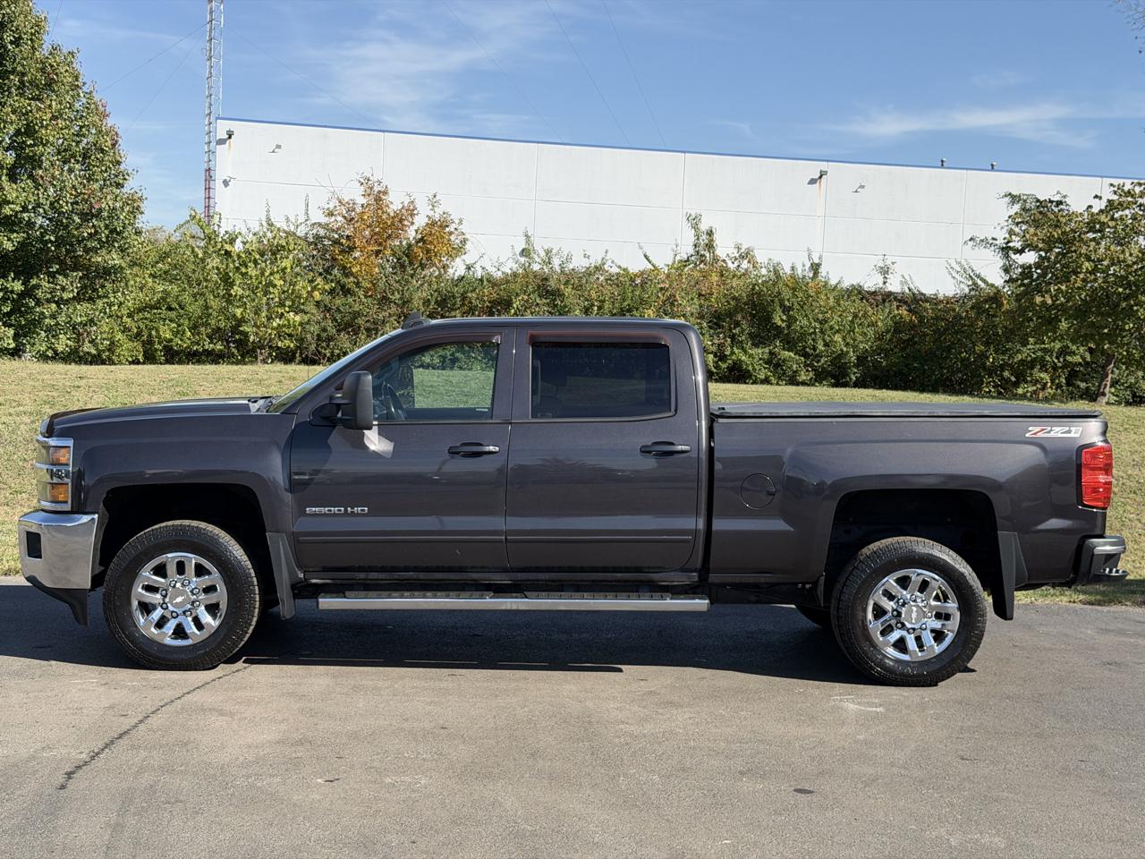 Chevrolet Silverado 2500HD Built After Aug 14 4WD Crew Cab 153.7" LT 2015