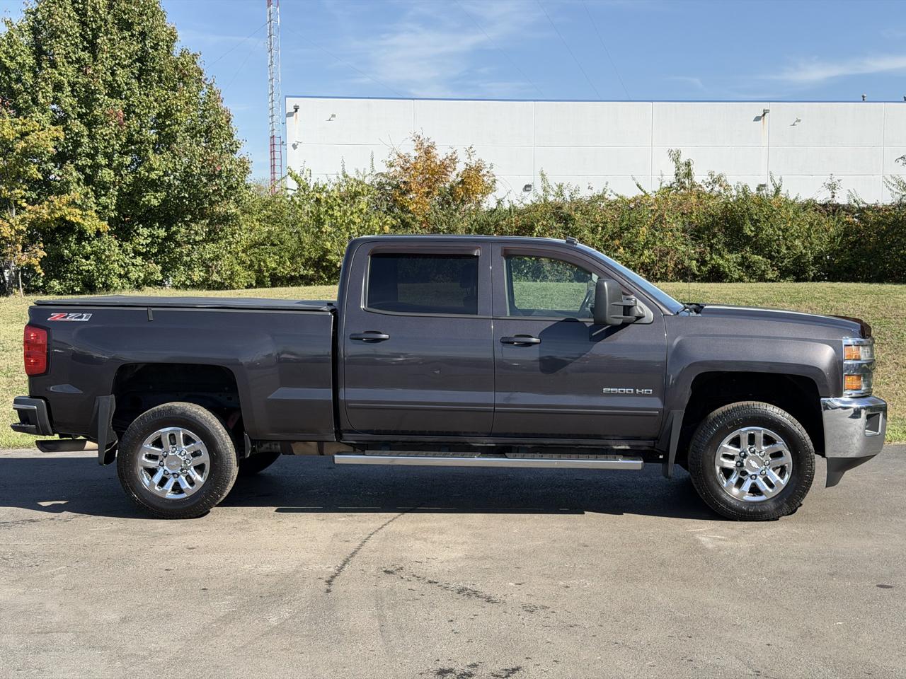 Chevrolet Silverado 2500HD Built After Aug 14 4WD Crew Cab 153.7" LT 2015