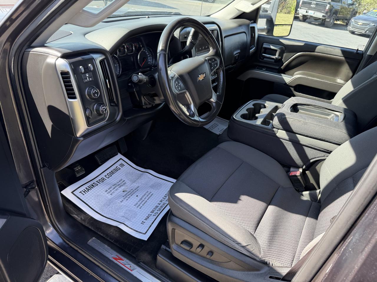 Chevrolet Silverado 2500HD Built After Aug 14 4WD Crew Cab 153.7" LT 2015