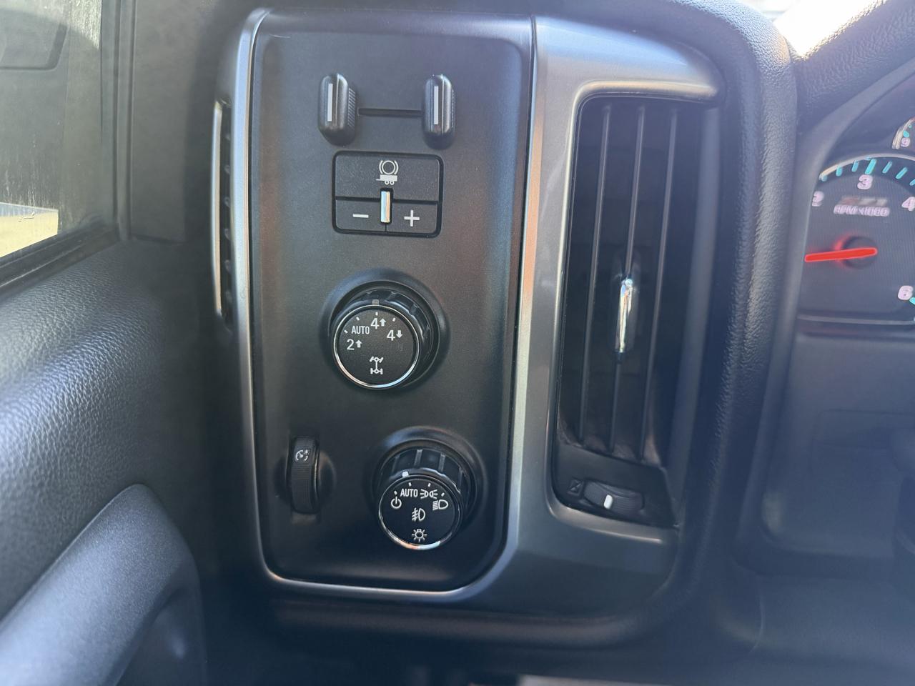 Chevrolet Silverado 1500 4WD Double Cab 143.5" LT w/2LT 2016