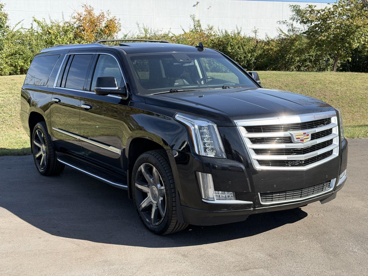 Cadillac Escalade ESV 4WD 4dr Luxury Collection 2016