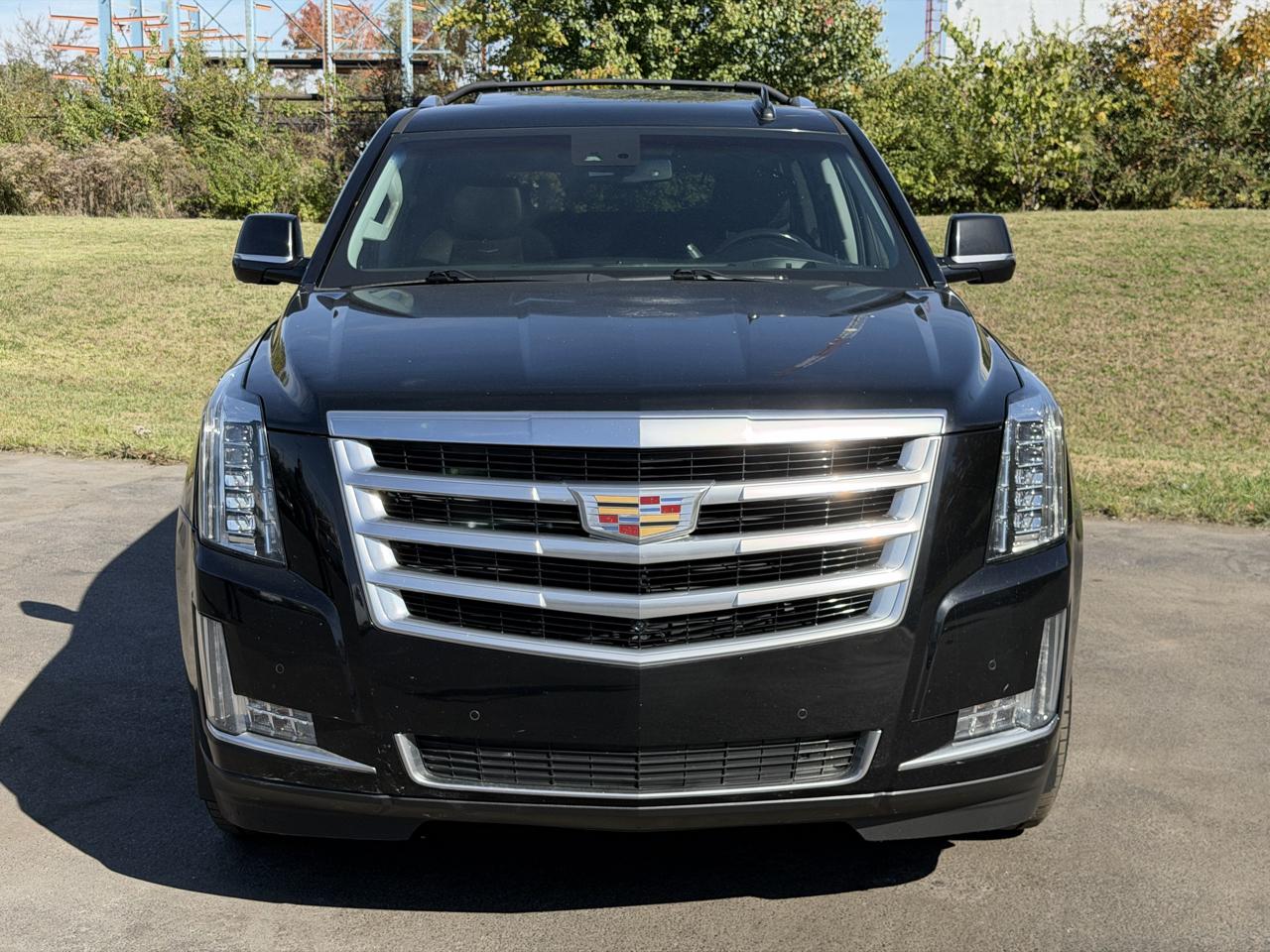 Cadillac Escalade ESV 4WD 4dr Luxury Collection 2016