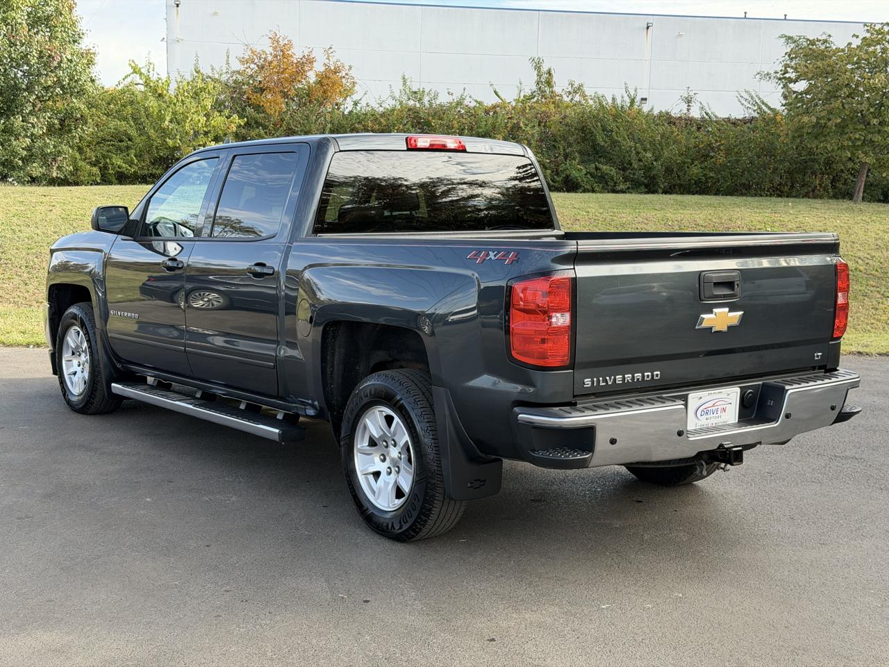 Chevrolet Silverado 1500 4WD Crew Cab 143.5" LT w/1LT 2018