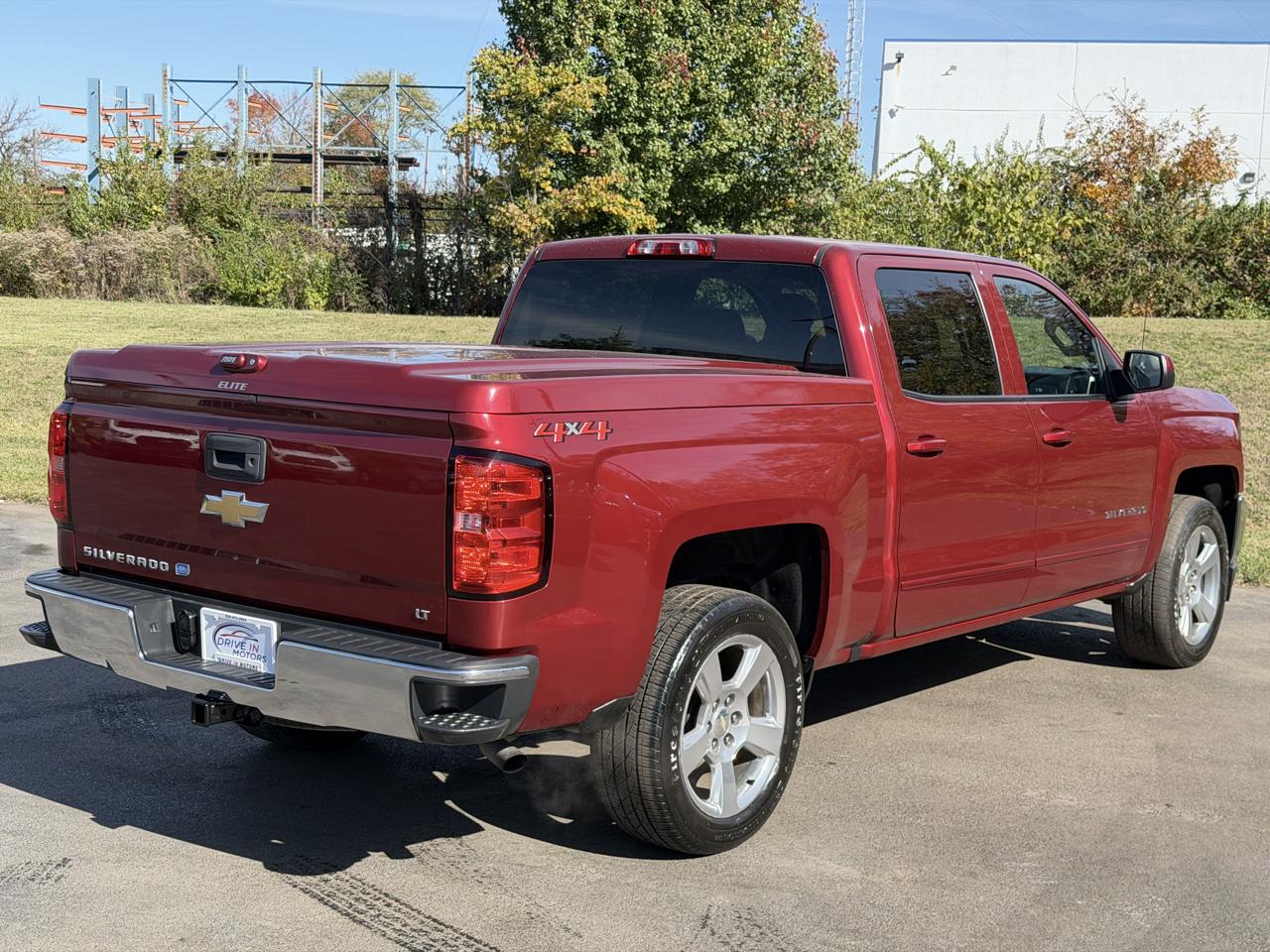 Chevrolet Silverado 1500 4WD Crew Cab 143.5" LT w/1LT 2018