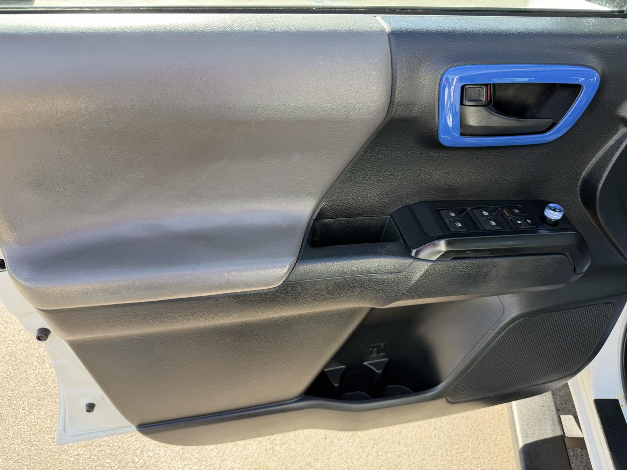 Toyota Tacoma SR Dbl Cab 4WD at 2018