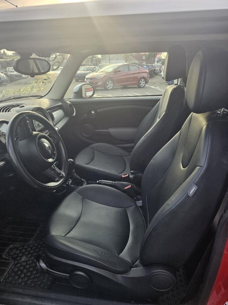 2011 MINI Cooper Base