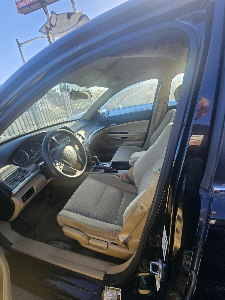 2012 Honda Accord LX sedan AT