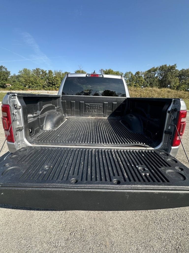 2024 Ram 1500 Laramie photo 13