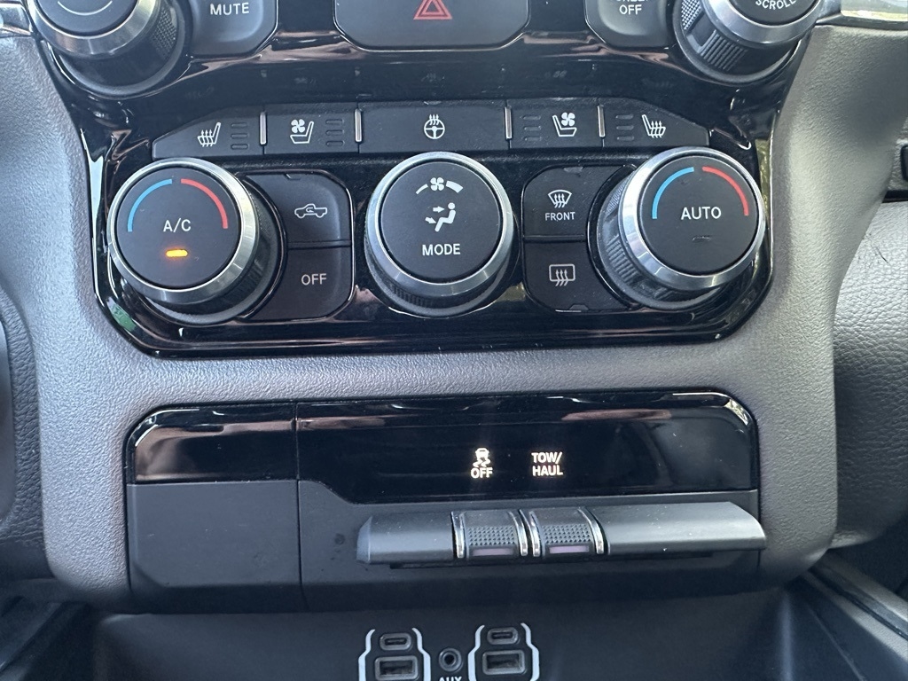 2024 Ram 1500 Laramie photo 29
