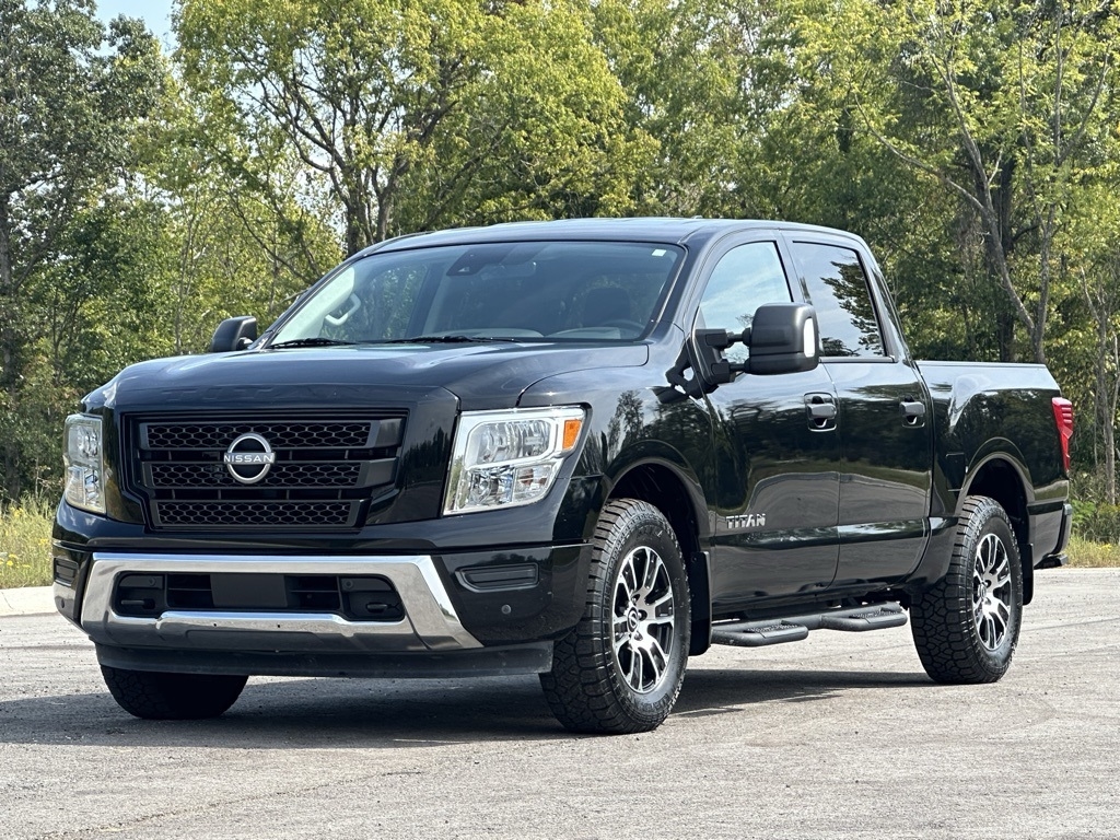 Nissan Titan  2023