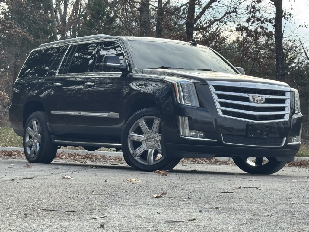 2018 Cadillac Escalade Luxury