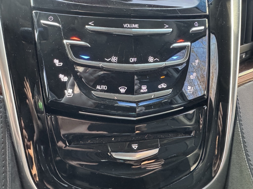 Cadillac Escalade  2018