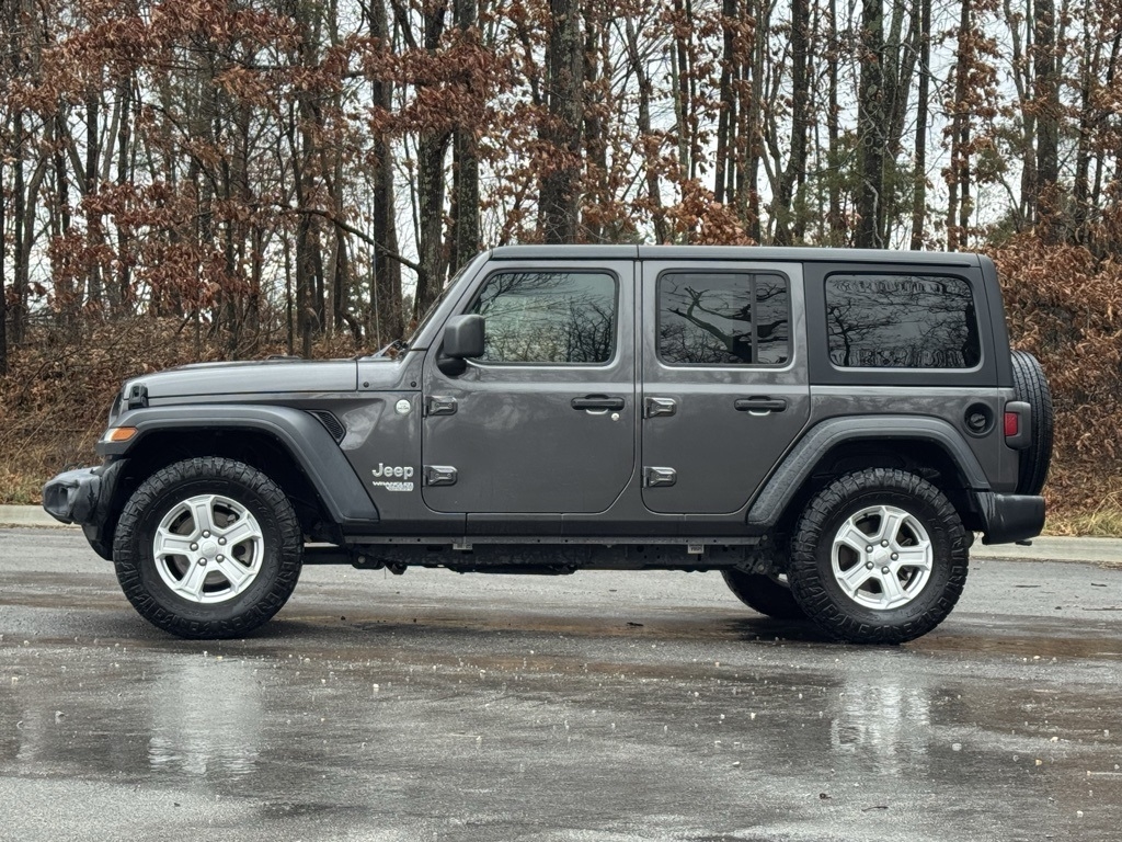 Jeep Wrangler  2021