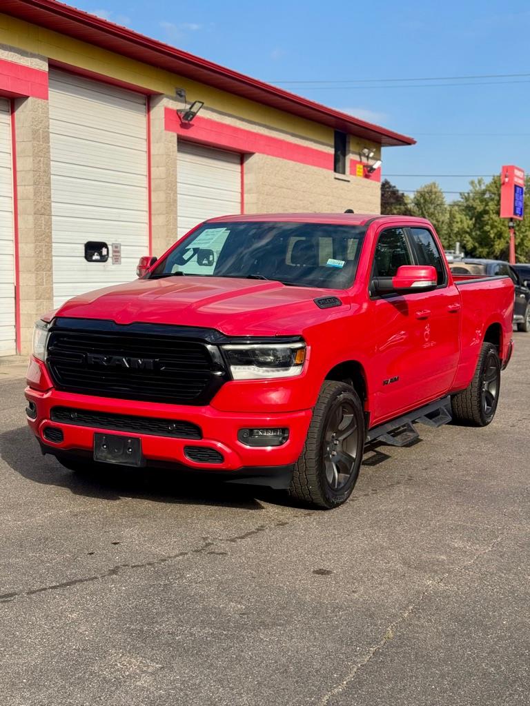 RAM 1500 Big Horn Quad Cab 4WD 2020 RAM 1500 Big Horn Quad Cab 4WD 2020