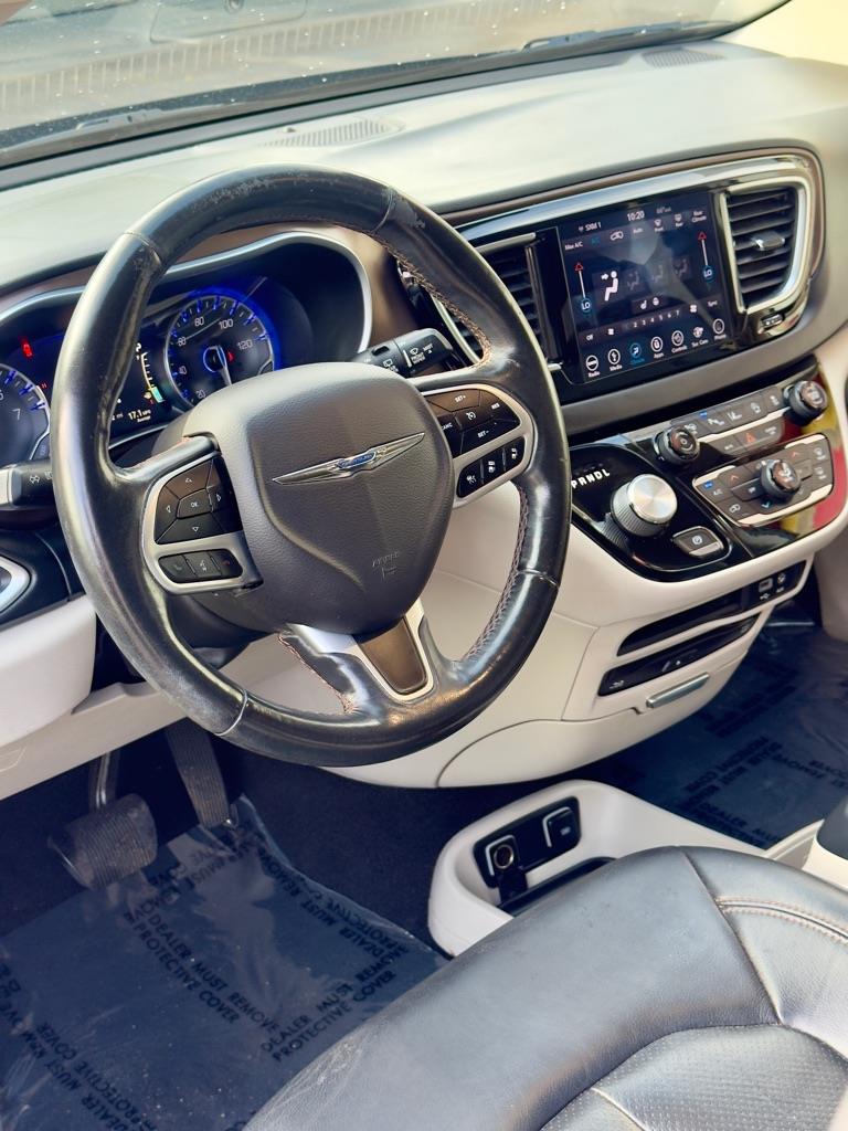 Chrysler Pacifica Touring-L Plus 2018 Chrysler Pacifica Touring-L Plus 2018