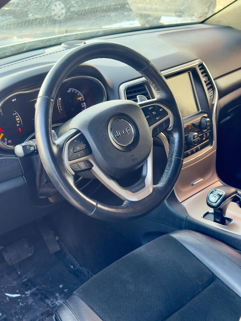 Jeep Grand Cherokee Laredo 4WD 2015