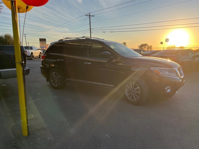 2014 Nissan Pathfinder SL