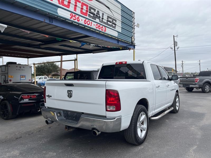 Dodge 1500 SLT Crew Cab 2WD 2012