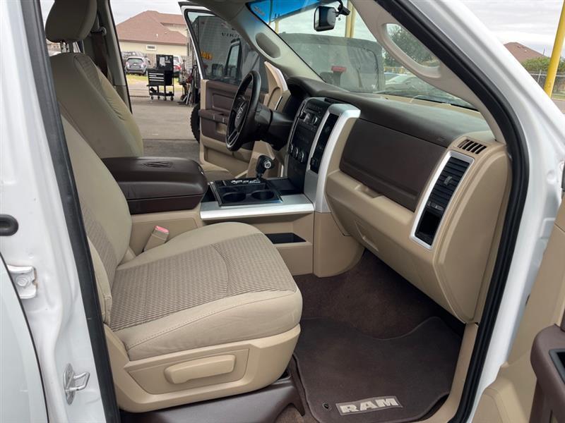 Dodge 1500 SLT Crew Cab 2WD 2012