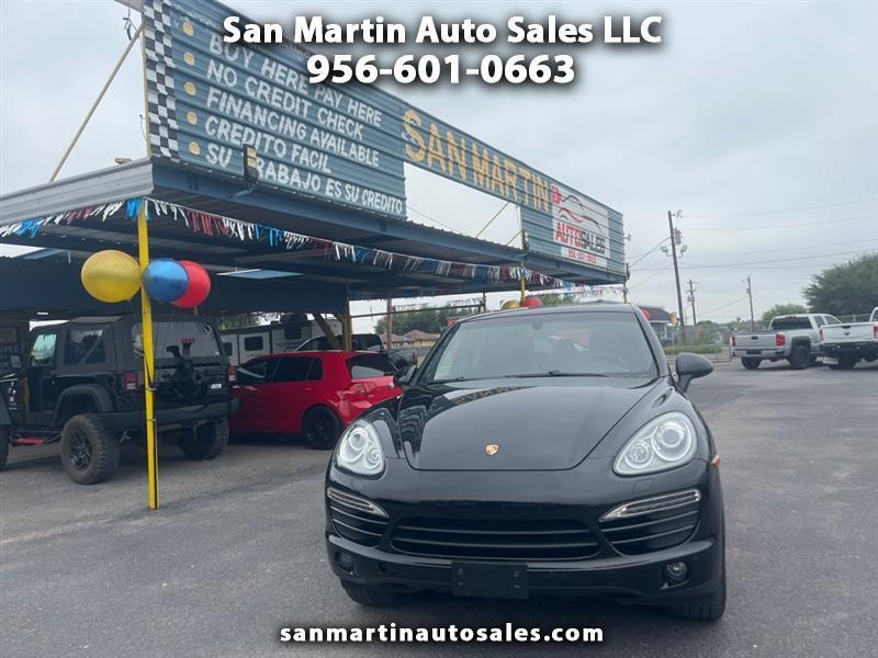 Porsche Cayenne Base 2014