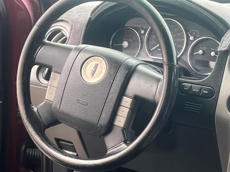 Lincoln Mark LT 4WD 2006