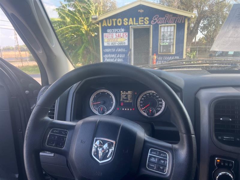 RAM 1500 Tradesman Quad Cab 2WD 2016