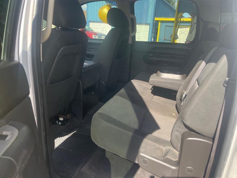 Chevrolet Silverado 1500 LT1 Crew Cab 4WD 2010