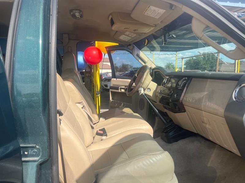 Ford F-350 SD XL Crew Cab 4WD 2008