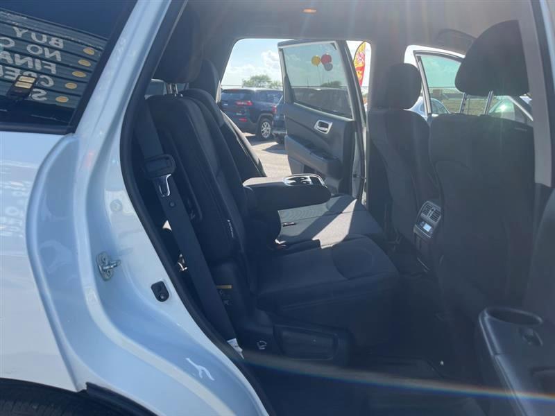Nissan Pathfinder S 2WD 2018
