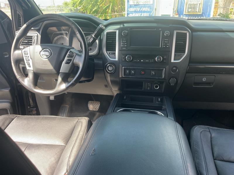 Nissan Titan SV Crew Cab 2WD 2018