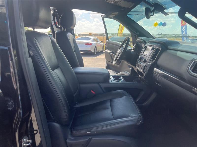 Nissan Titan SV Crew Cab 2WD 2018