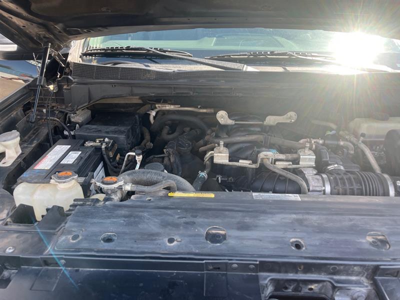 Nissan Titan SV Crew Cab 2WD 2018