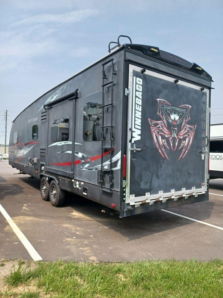 Winnebago of Indiana Unknown  2017