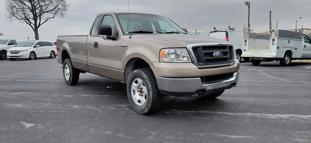 2004 Ford F-150 XL