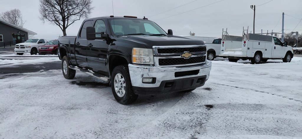 2011 Chevrolet Silverado 2500HD LT's photo