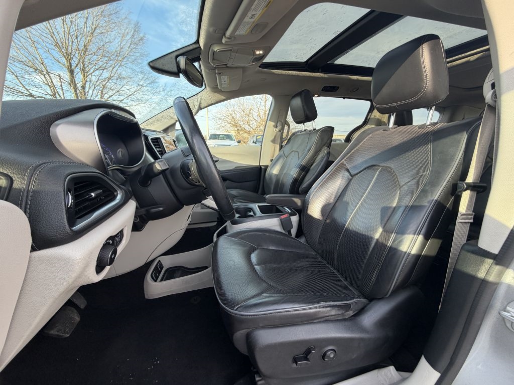 Chrysler Pacifica Limited 2018